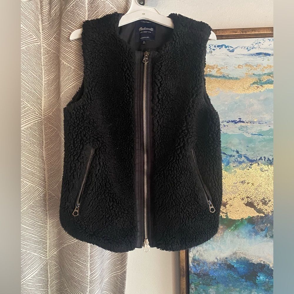 Madewell black teddy vest size XS